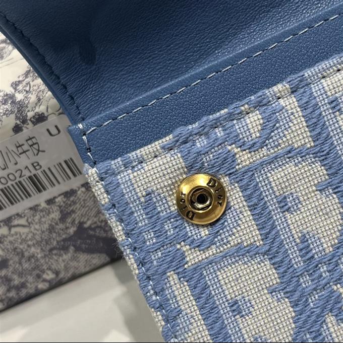 2025228Y 170P182139810